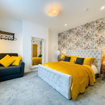 46 Ashfield Rd, Altrincham Hotel ภายนอก รูปภาพ