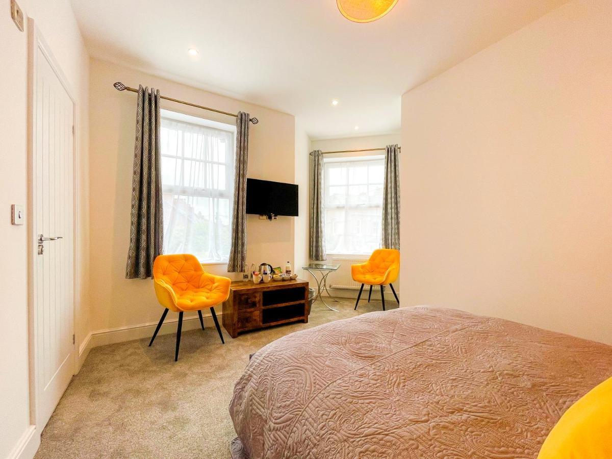 46 Ashfield Rd, Altrincham Hotel ภายนอก รูปภาพ