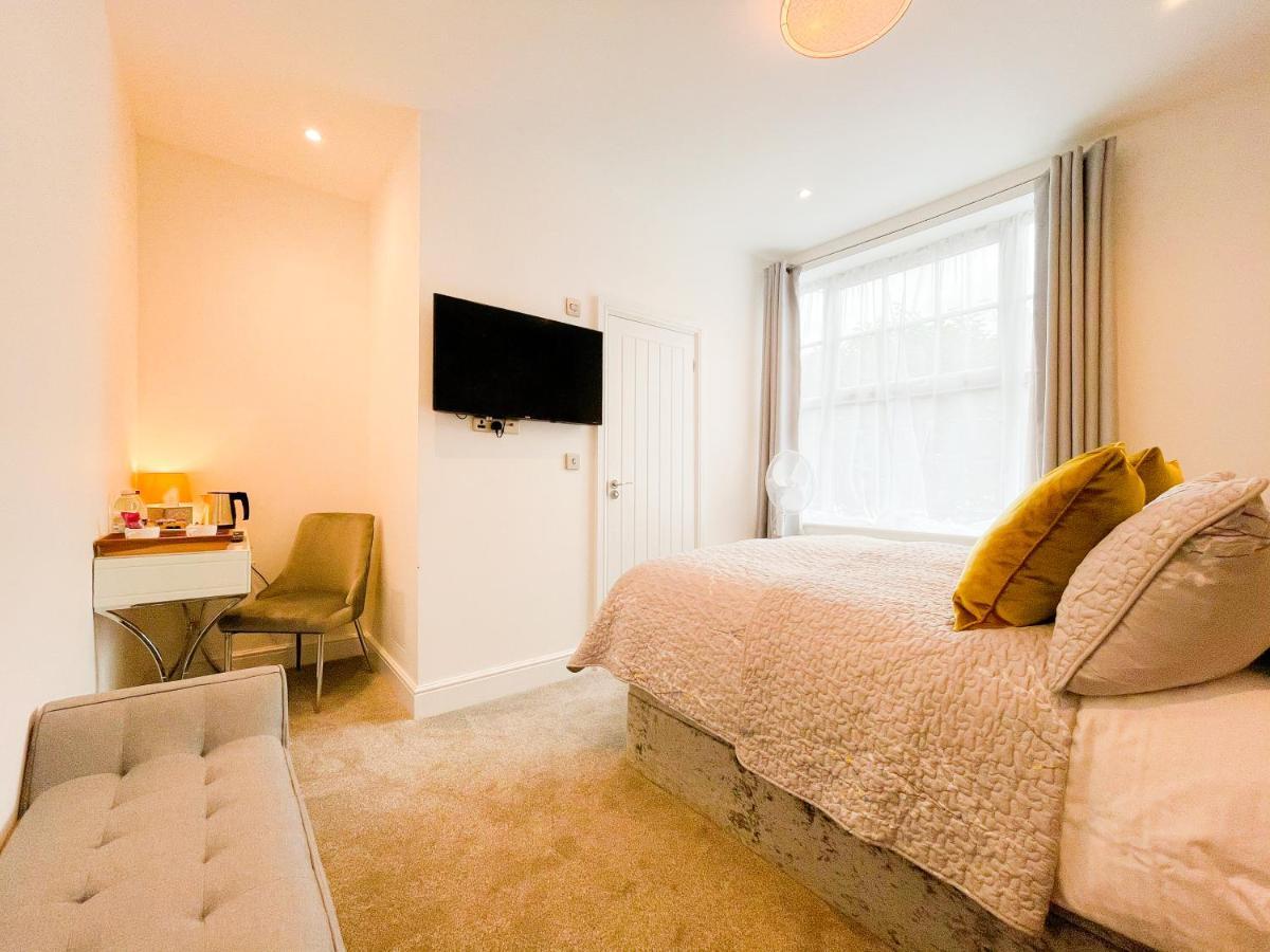 46 Ashfield Rd, Altrincham Hotel ภายนอก รูปภาพ