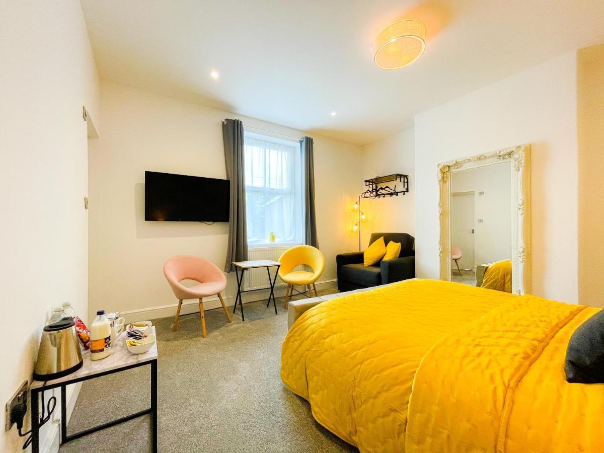 46 Ashfield Rd, Altrincham Hotel ภายนอก รูปภาพ
