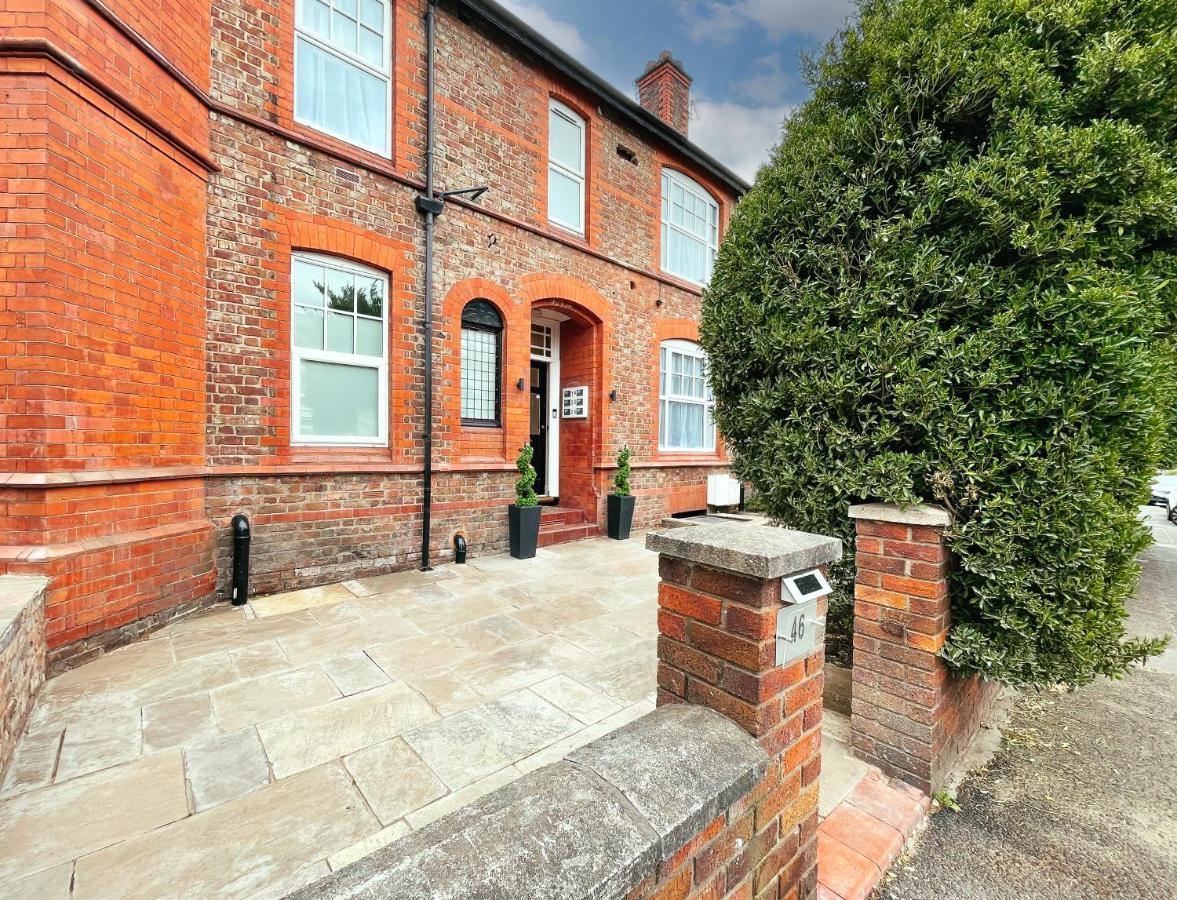 46 Ashfield Rd, Altrincham Hotel ภายนอก รูปภาพ
