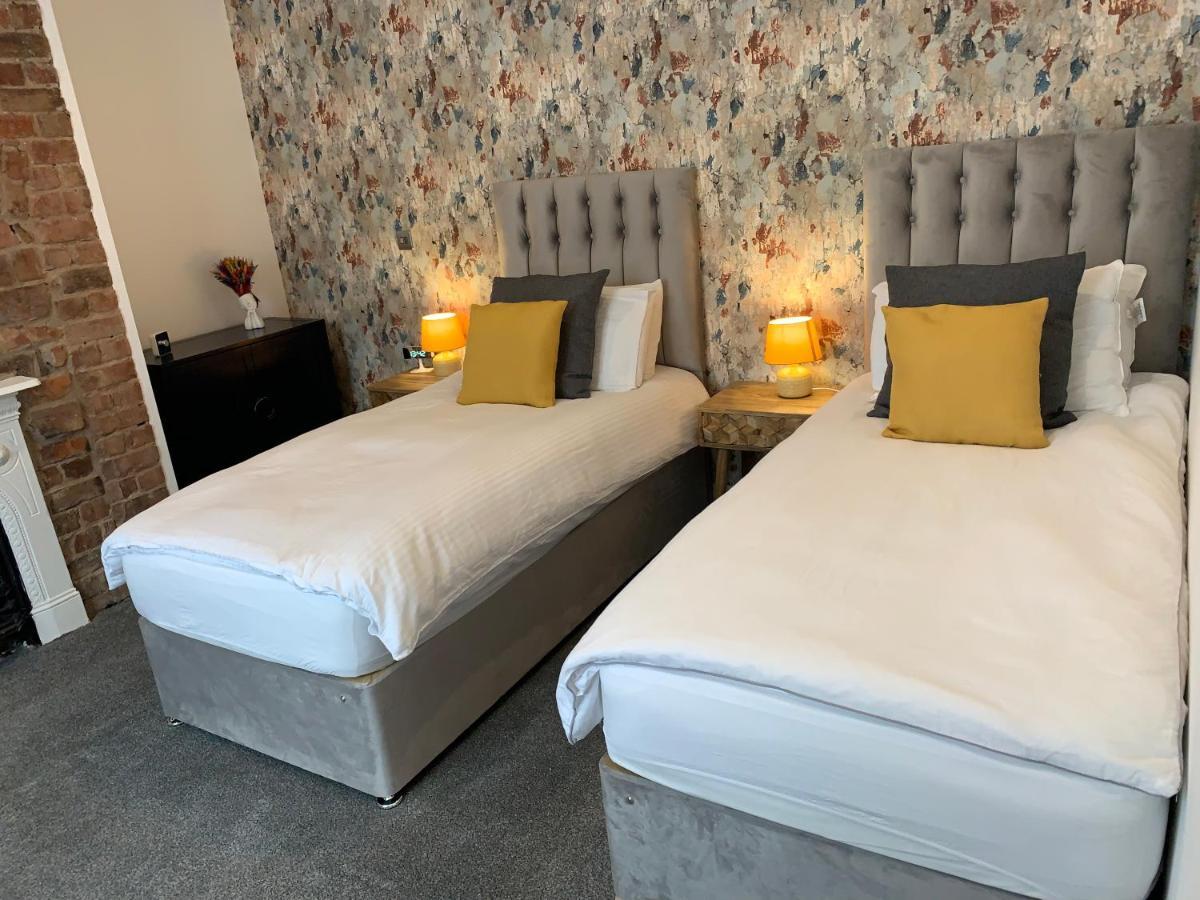 46 Ashfield Rd, Altrincham Hotel ภายนอก รูปภาพ